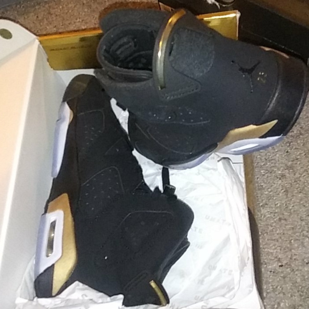 Jordan 6 - Picture 4 of 6